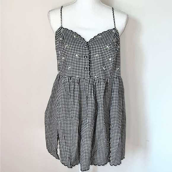 Vintage Victoria’s Secret Gingham Slip Dress - Picture 9 of 9
